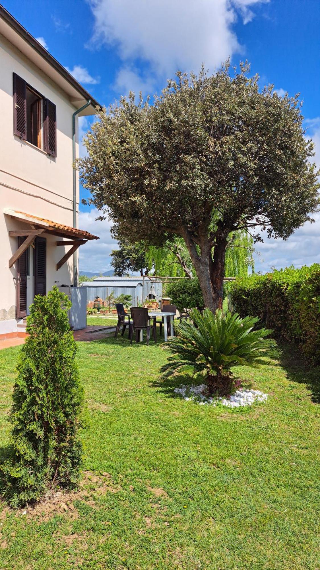 Rosignano Marittimo Rosa Bianca Apartment Exterior photo